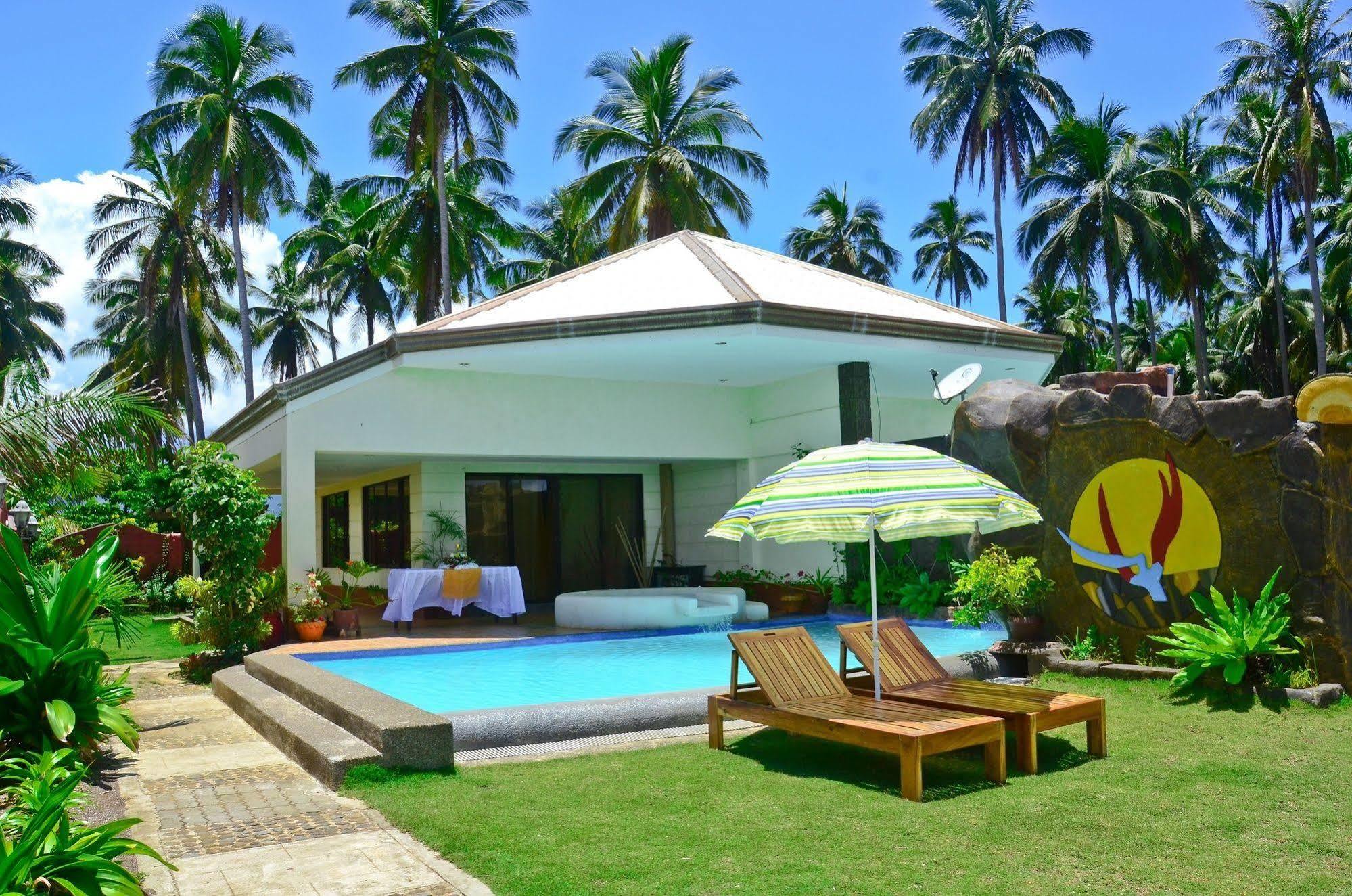 Crystal Paradise Resort Spa & Winery Narra Exterior photo